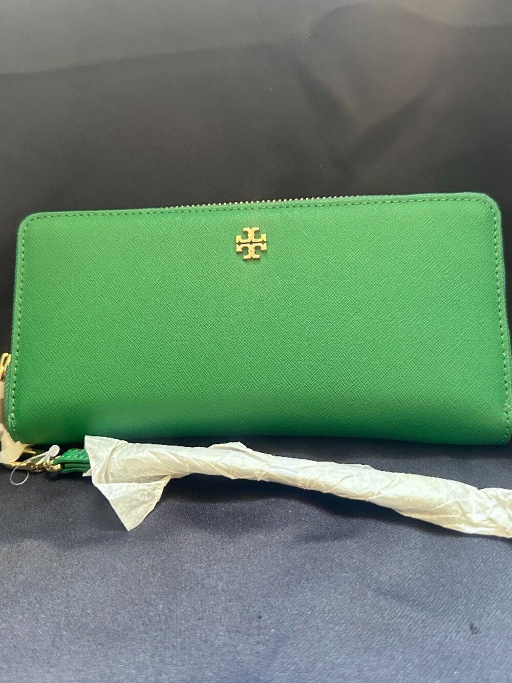 Tory Burch Emerald Green York Zip Passport Continental Wristlet Wallet